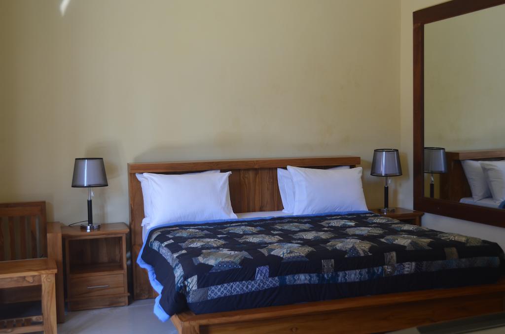Villa Sahabat Gili Trawangan Exterior photo