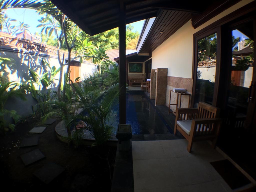 Villa Sahabat Gili Trawangan Exterior photo