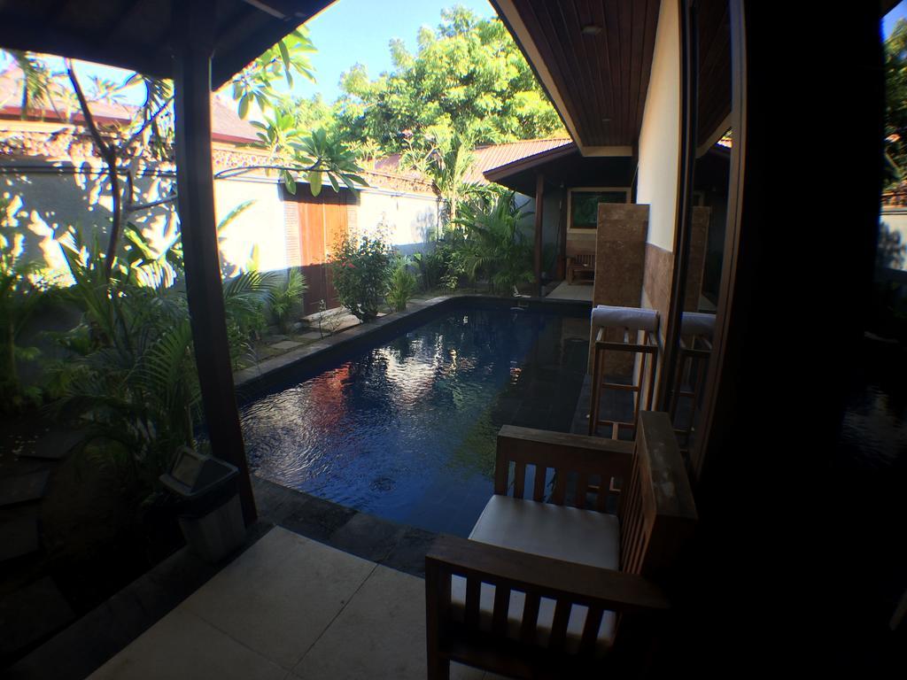 Villa Sahabat Gili Trawangan Exterior photo